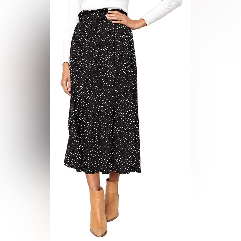 Black and white polka dot maxi skirt